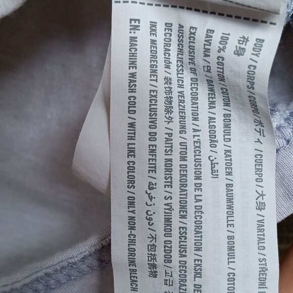 Hollister Light Gray Short Sleeve Tee - Picture 3 of 4